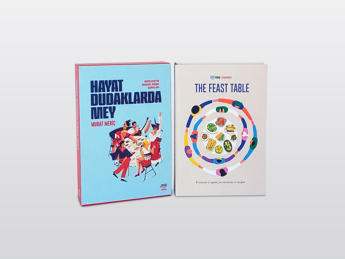 Sert Kapaklı Kitaplar